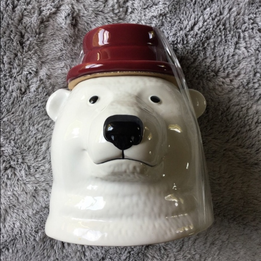New Threshold ceramic polar bear cookie jar